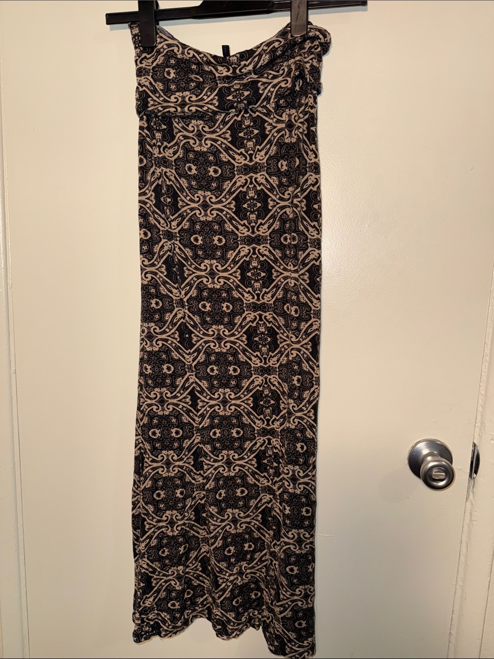 Black and Beige Patterned Maxi Skirt